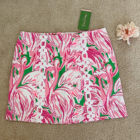Lilly Pulitzer Dresses & Skirts - Lilly Pulitzer Pink & Green Flamingo Marigold skort with White Trim, 2, NWT